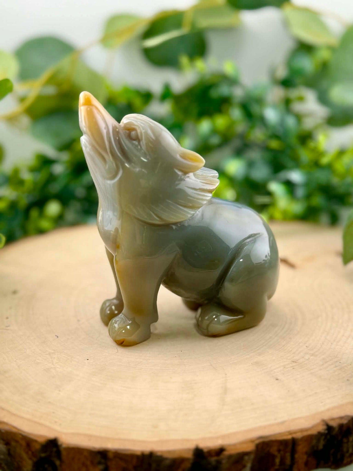 Banded Agate Howling Wolf Carving | Carved Natural Agate Animal Statue