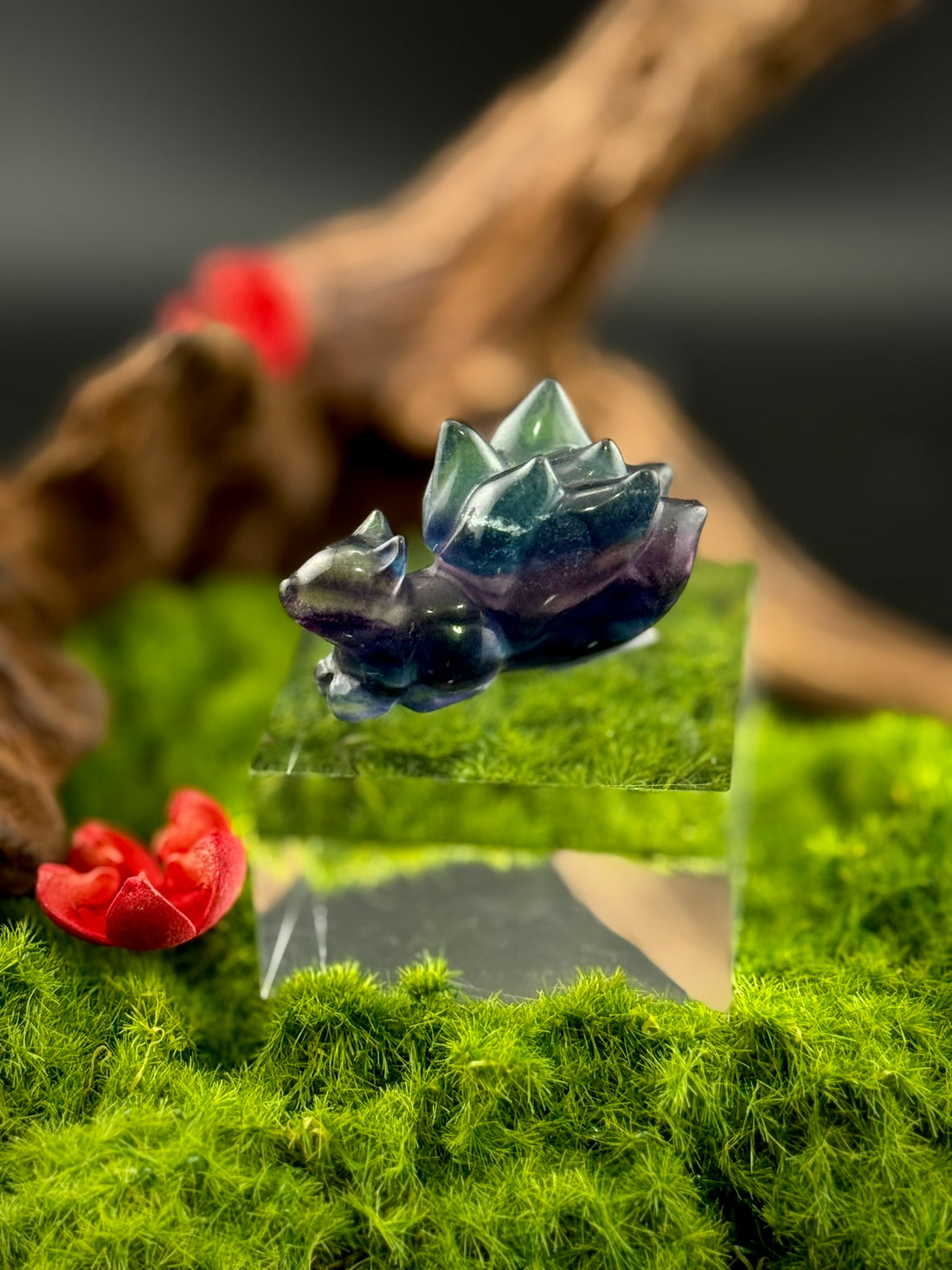 Fluorite Laying Nine-Tail Fox Carvings