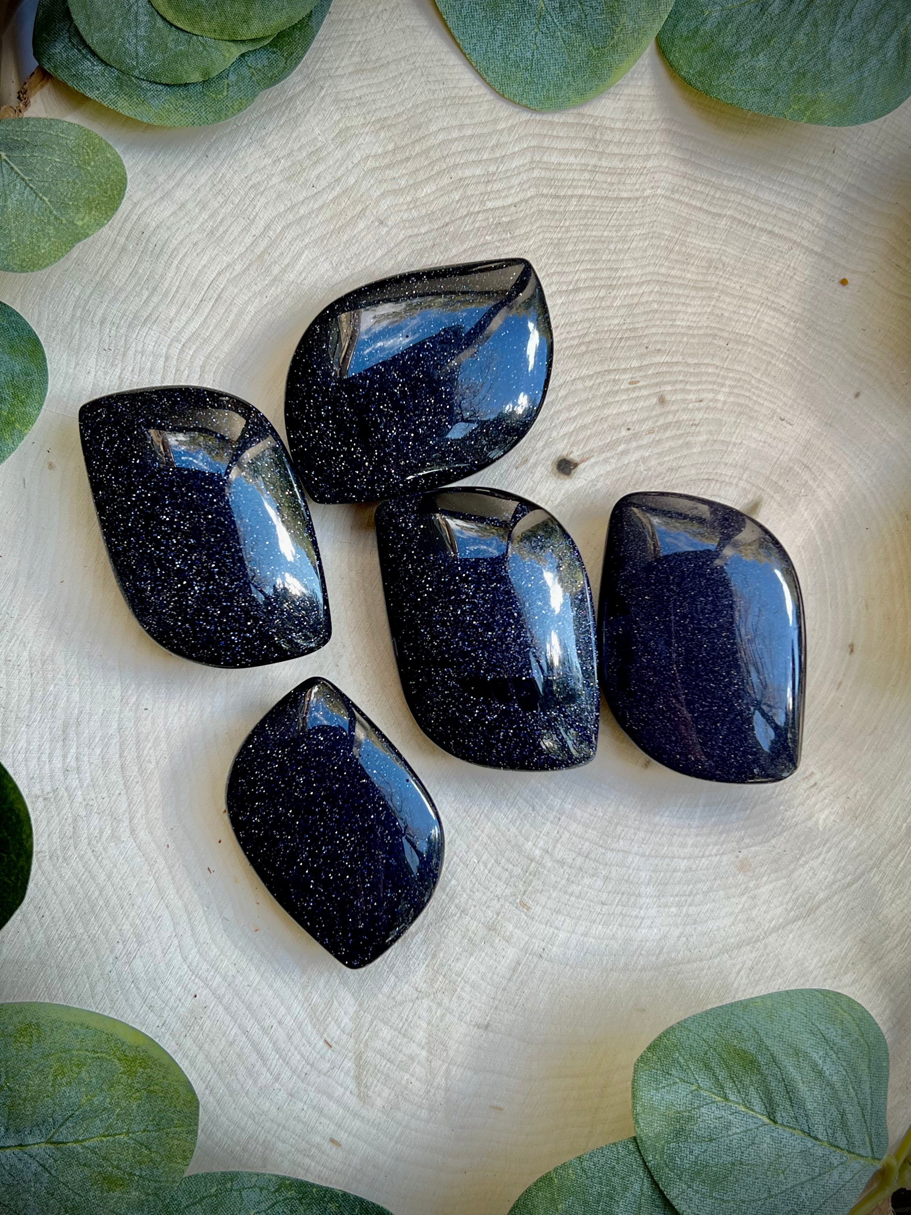 Blue Sandstone Palm