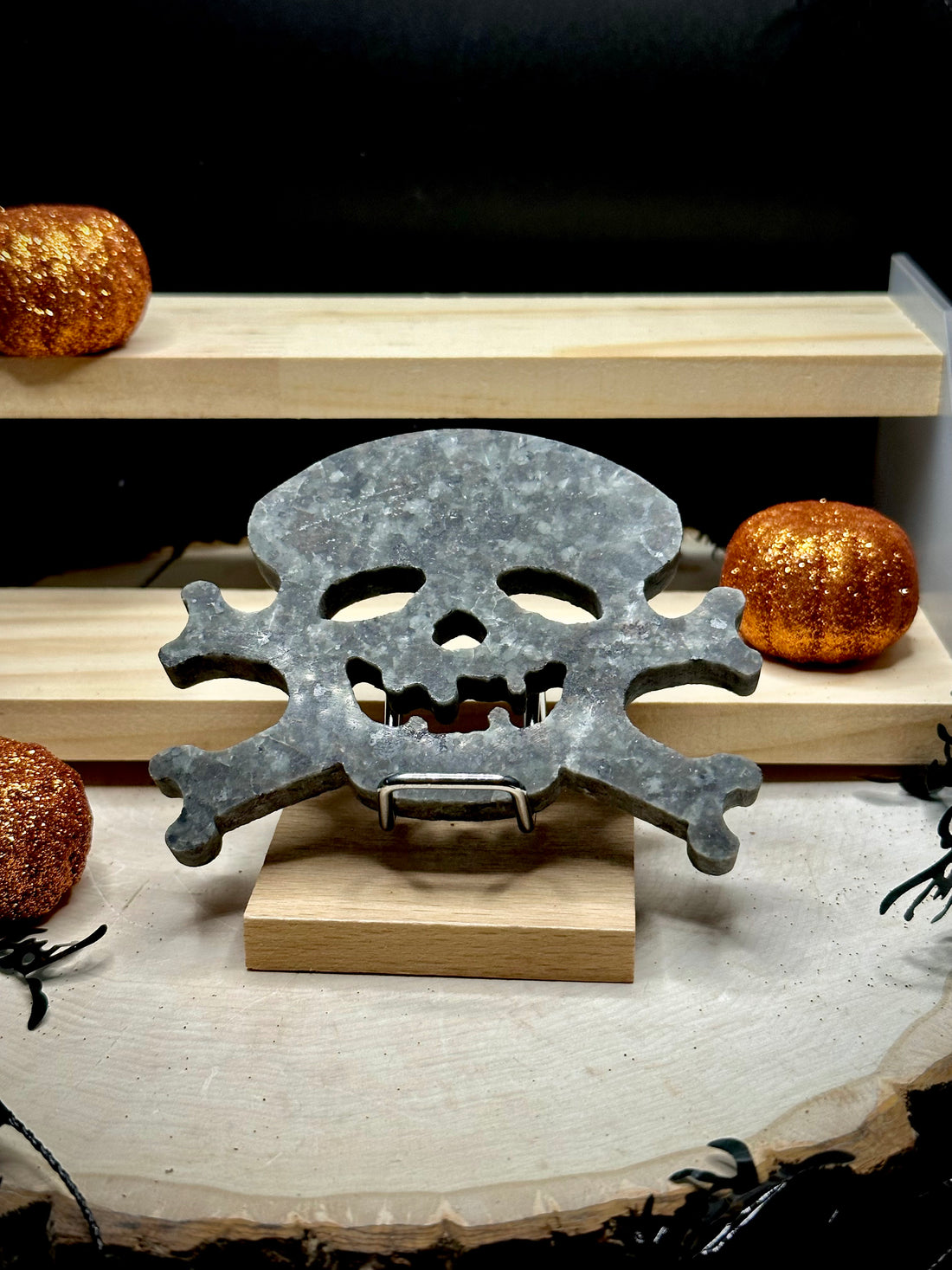 Yooperlite Skull and Crossbones Carvings