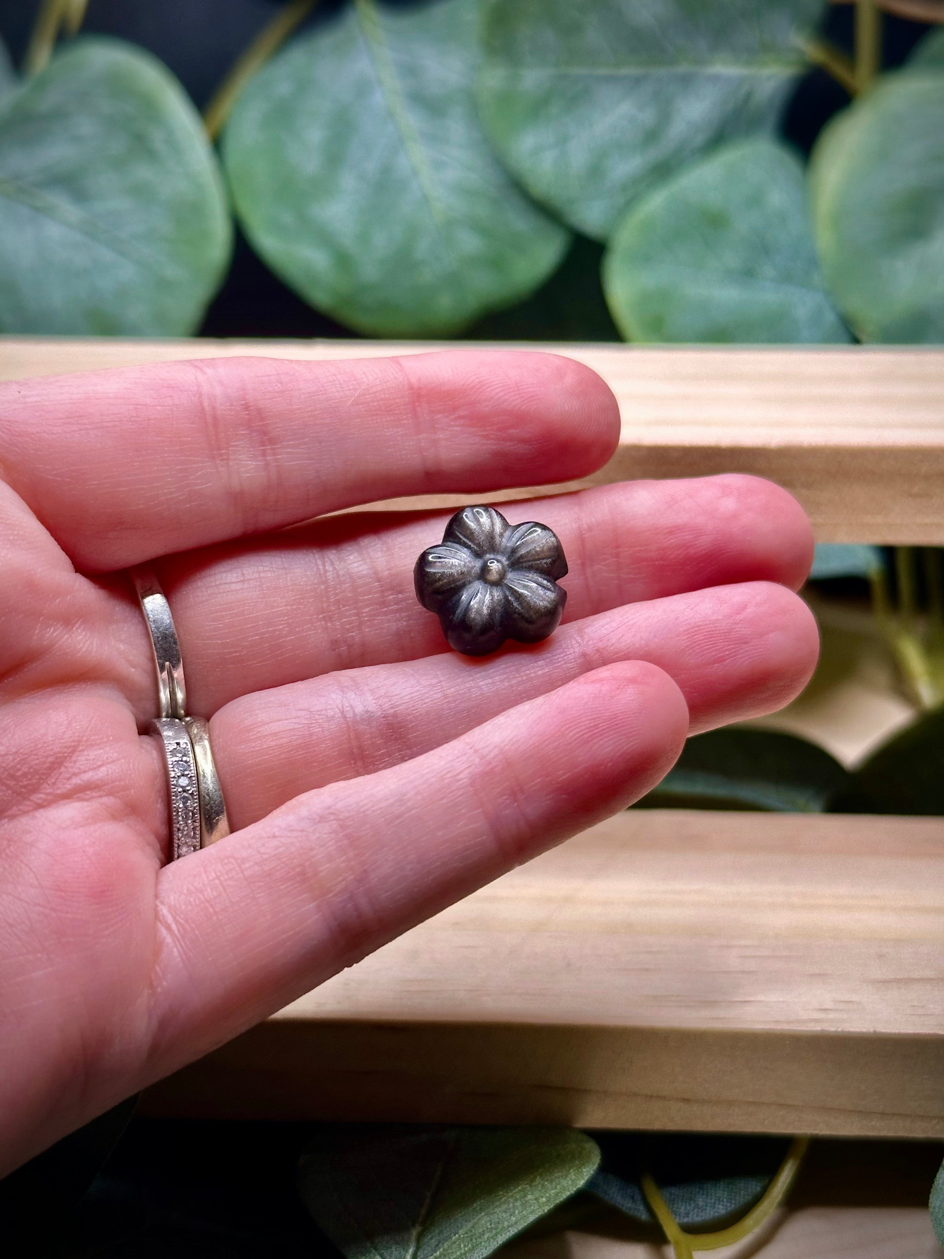 Mini Flower Bead Carving