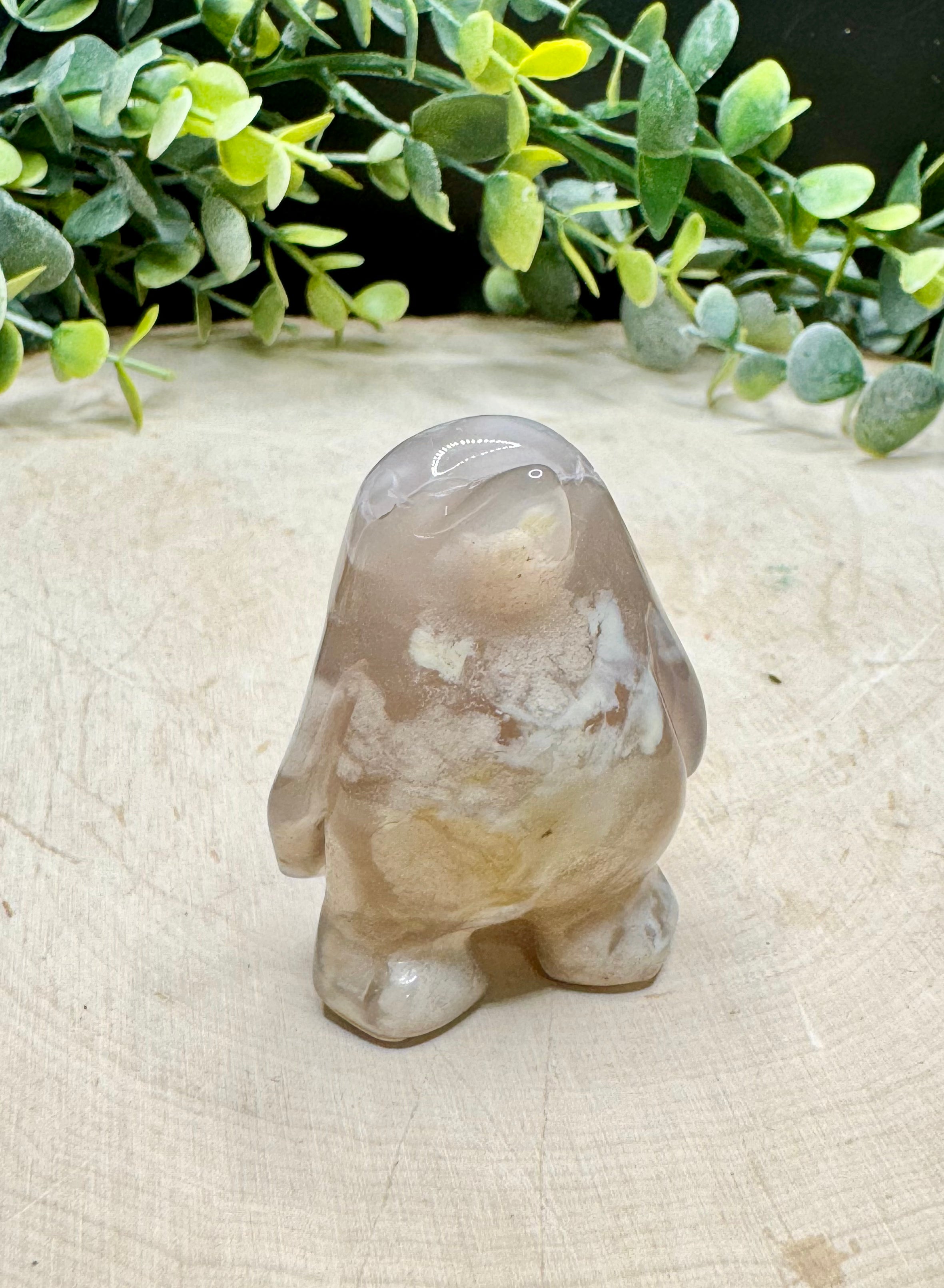 Flower Agate Penguin Carvings