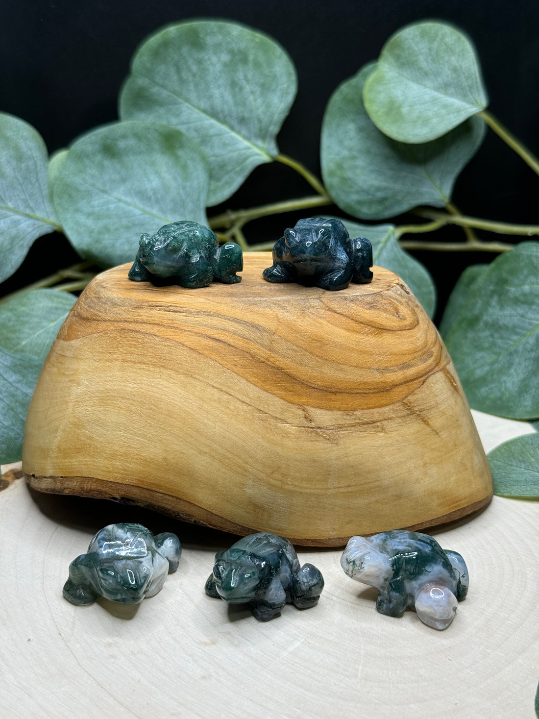 Moss Agate Frog Carvings