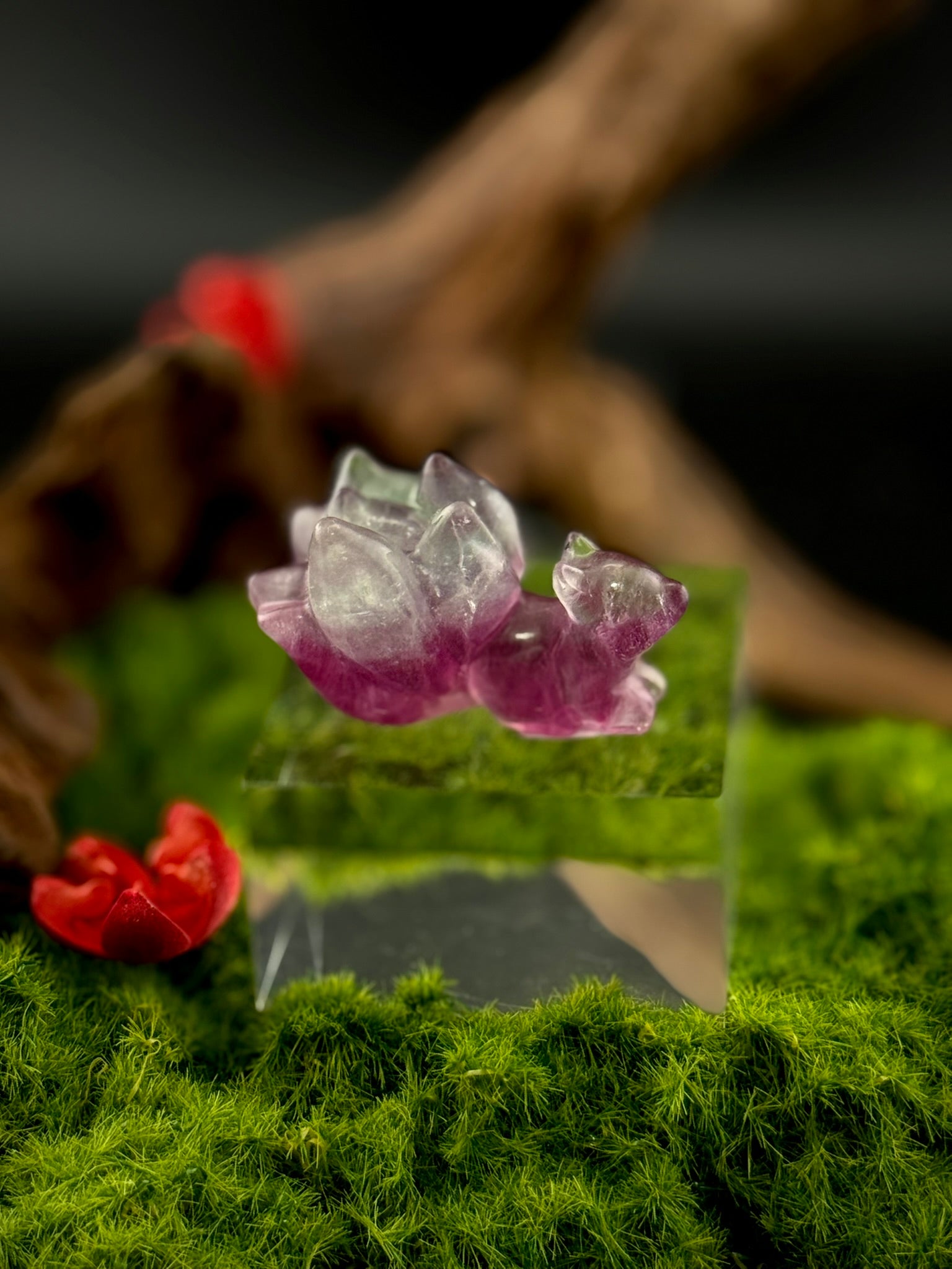 Fluorite Laying Nine-Tail Fox Carvings