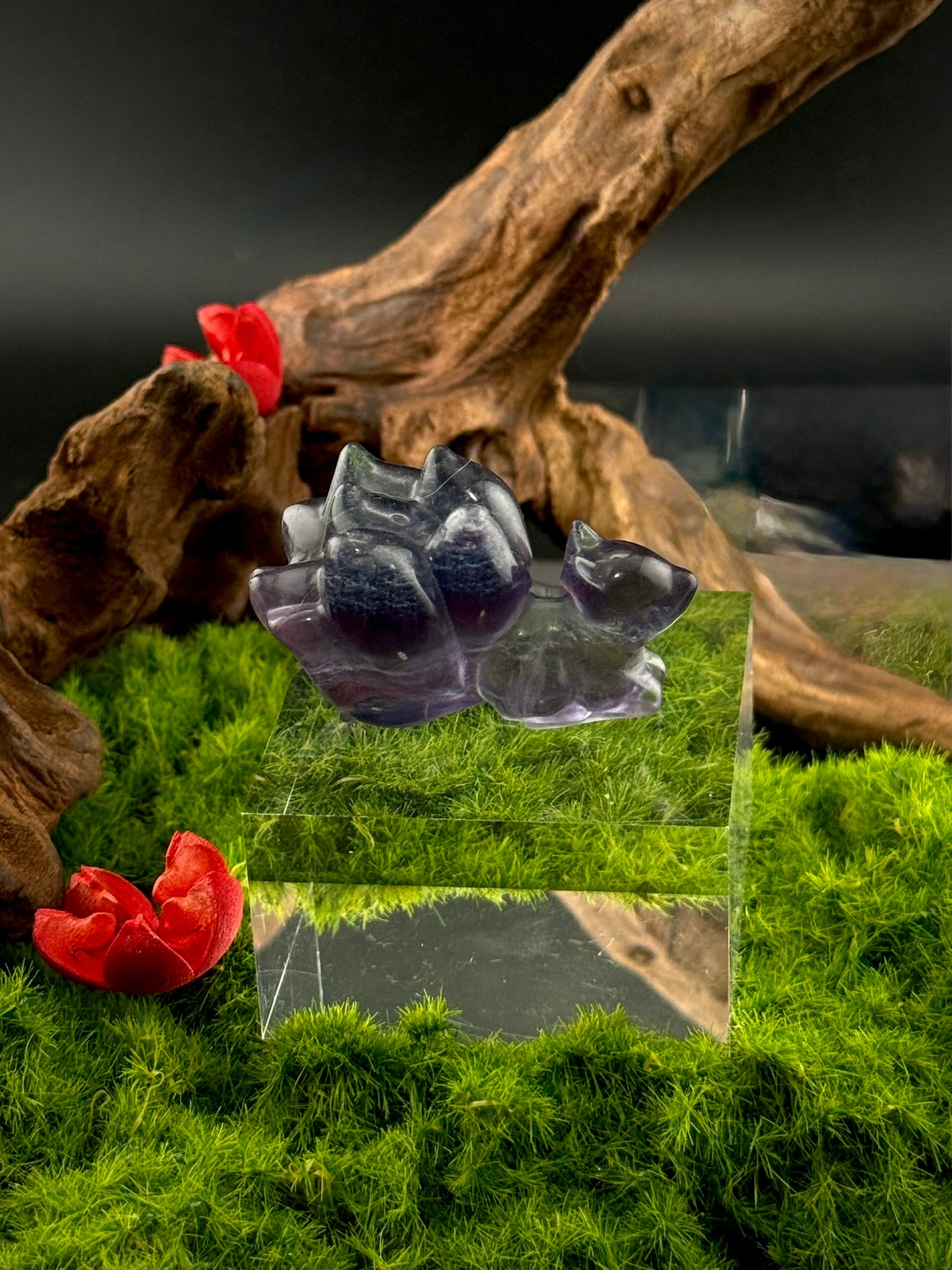Fluorite Laying Nine-Tail Fox Carvings