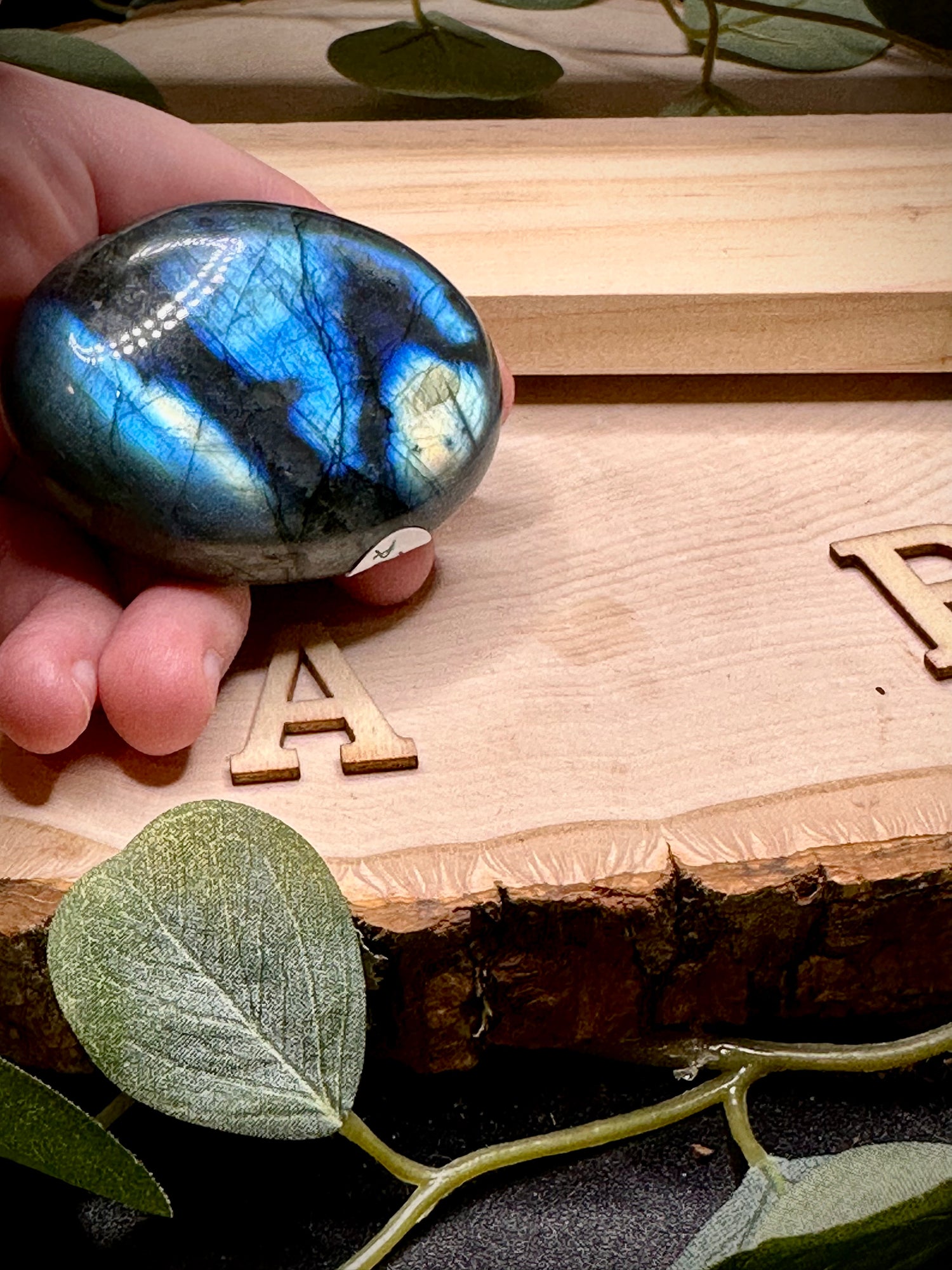 Labradorite Palmstones