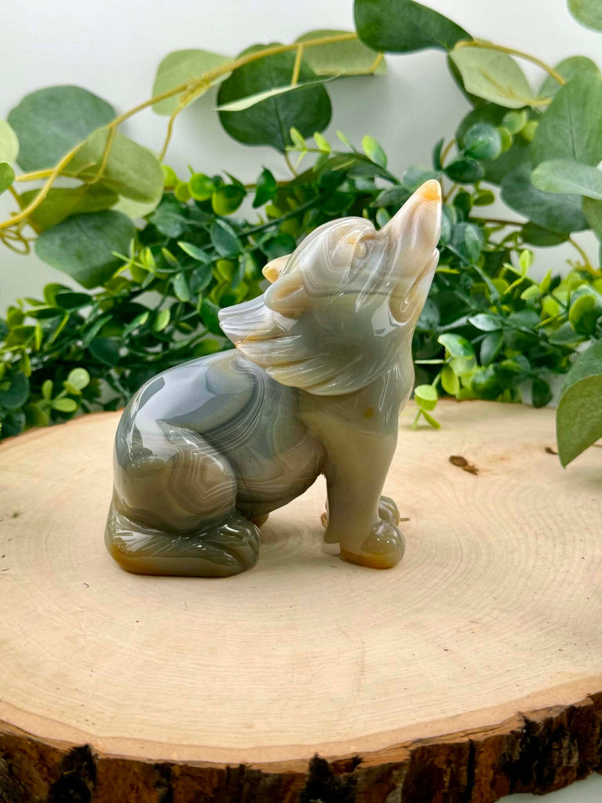 Banded Agate Howling Wolf Carving | Carved Natural Agate Animal Statue