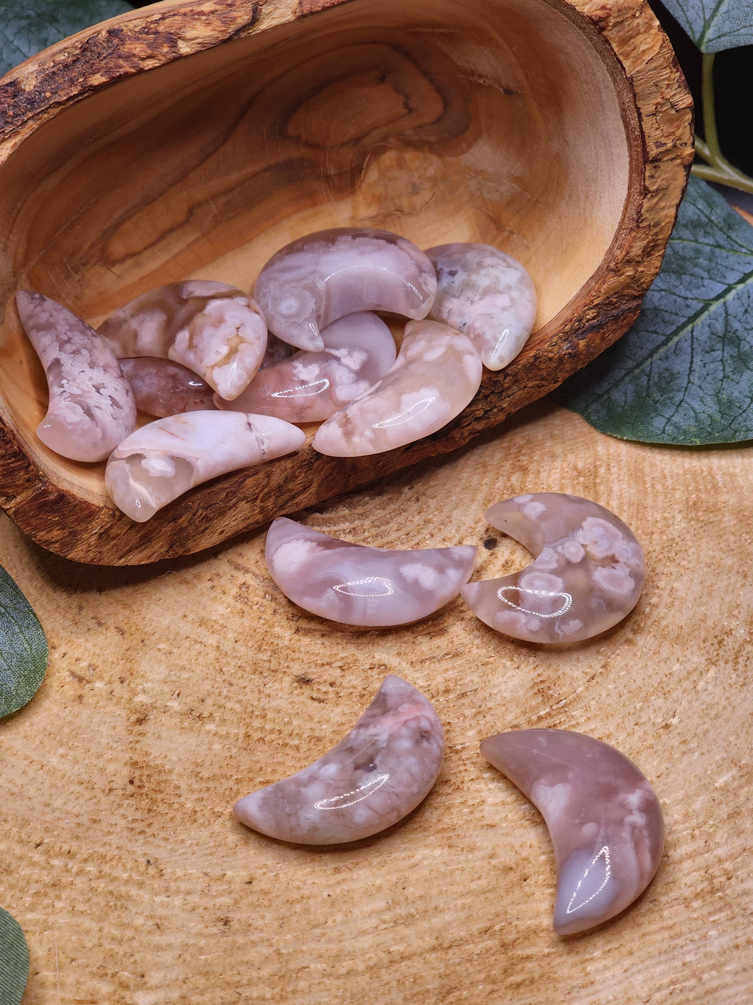 Mini Flower Agate Moon Carvings