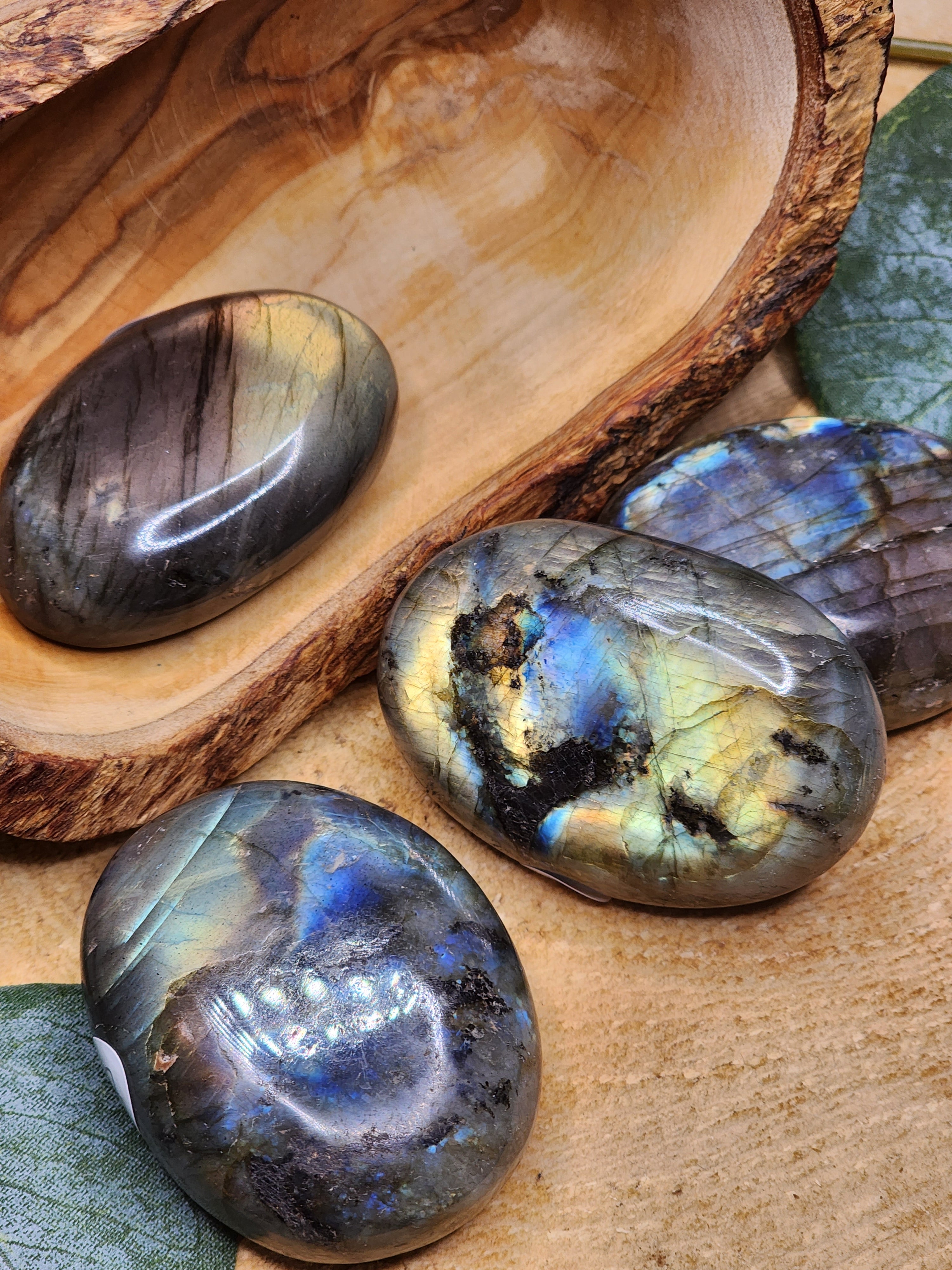 Labradorite Palmstones